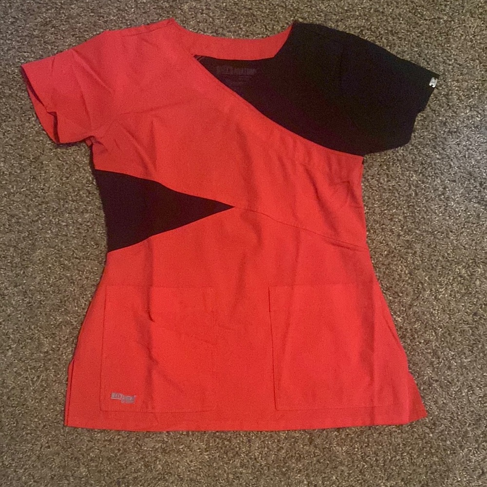 Scrub top